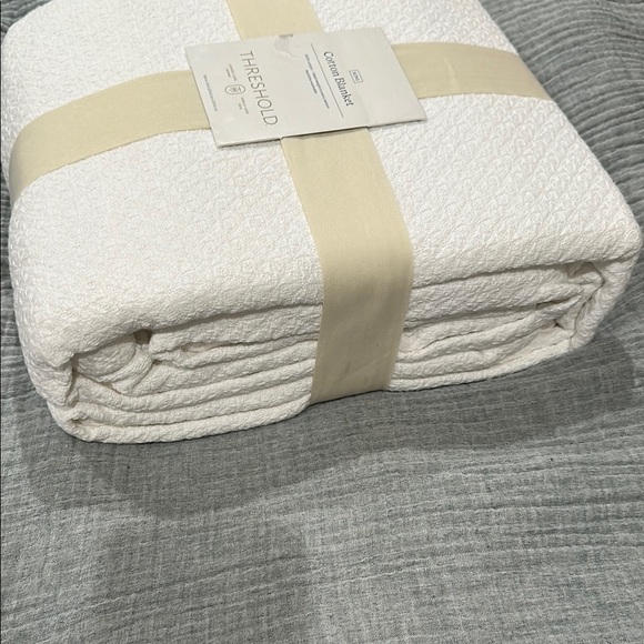 Threshold King 100% Lightweight White Cotton Textured Blanket Oversized 108x92 - Picture 5 of 6